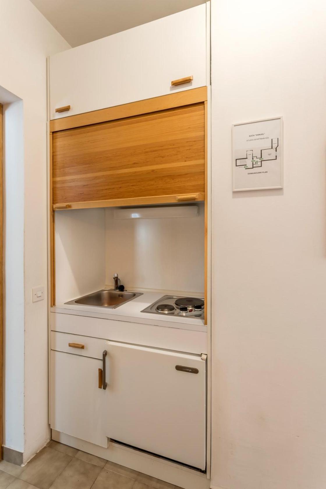 Apartments With A Parking Space Baska Voda, Makarska - 301 Bilik gambar
