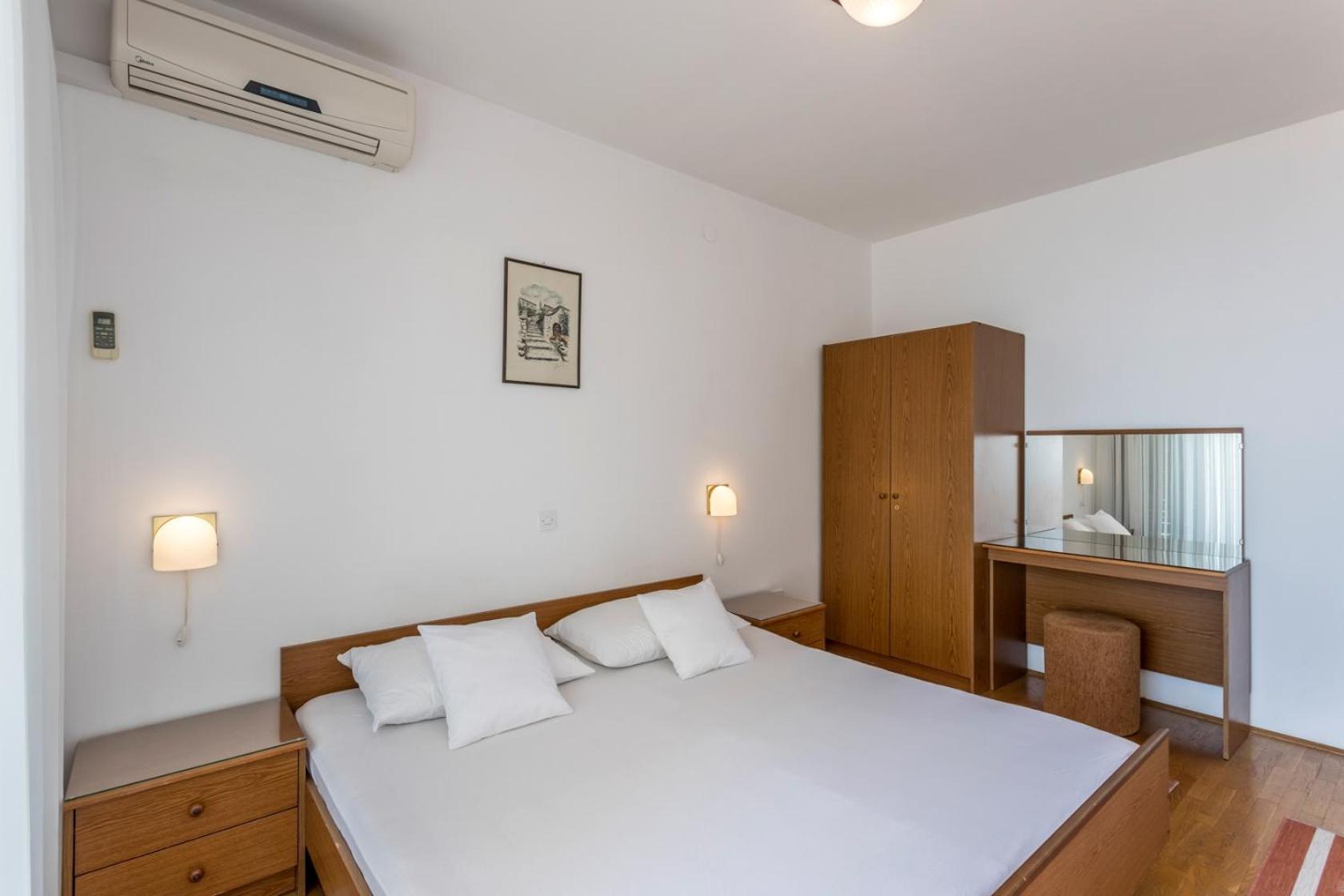 Apartments With A Parking Space Baska Voda, Makarska - 301 Bilik gambar