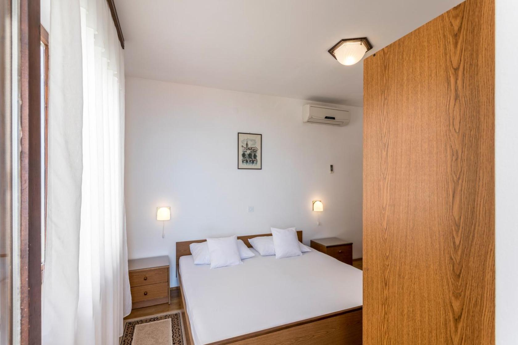 Apartments With A Parking Space Baska Voda, Makarska - 301 Bilik gambar