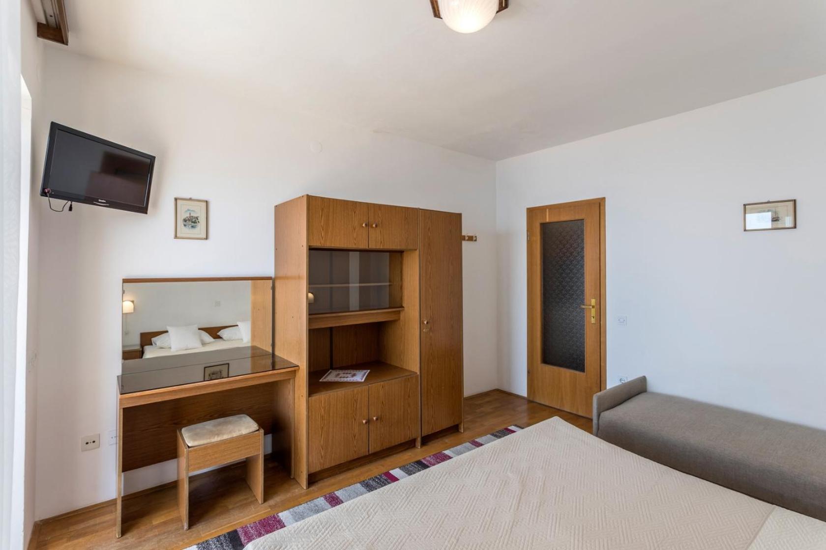 Apartments With A Parking Space Baska Voda, Makarska - 301 Bilik gambar